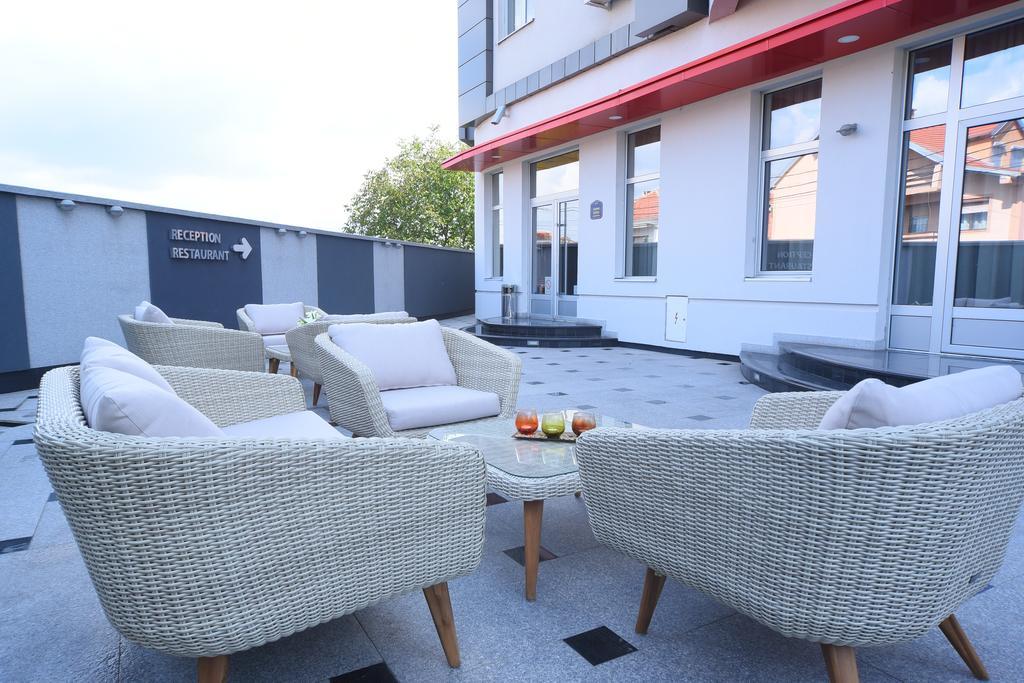 Garni Uni Elita Lux Hotel Ниш Экстерьер фото
