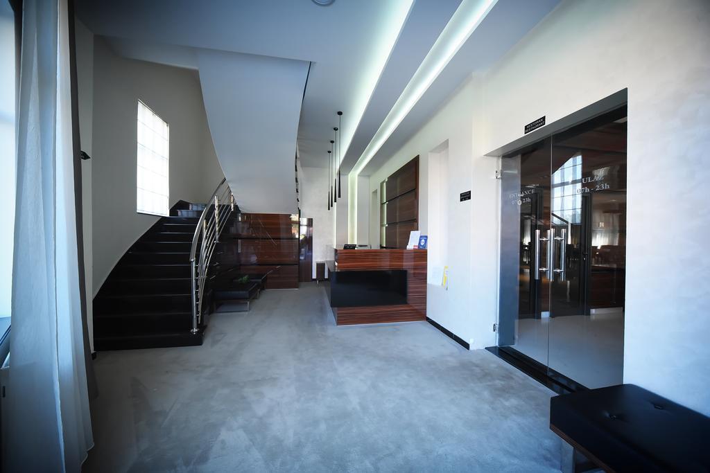 Garni Uni Elita Lux Hotel Ниш Экстерьер фото