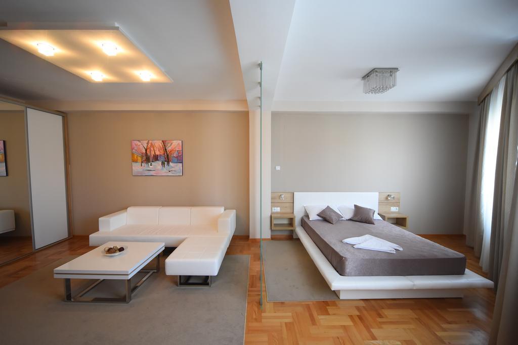 Garni Uni Elita Lux Hotel Ниш Экстерьер фото