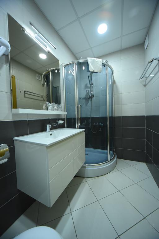 Garni Uni Elita Lux Hotel Ниш Экстерьер фото